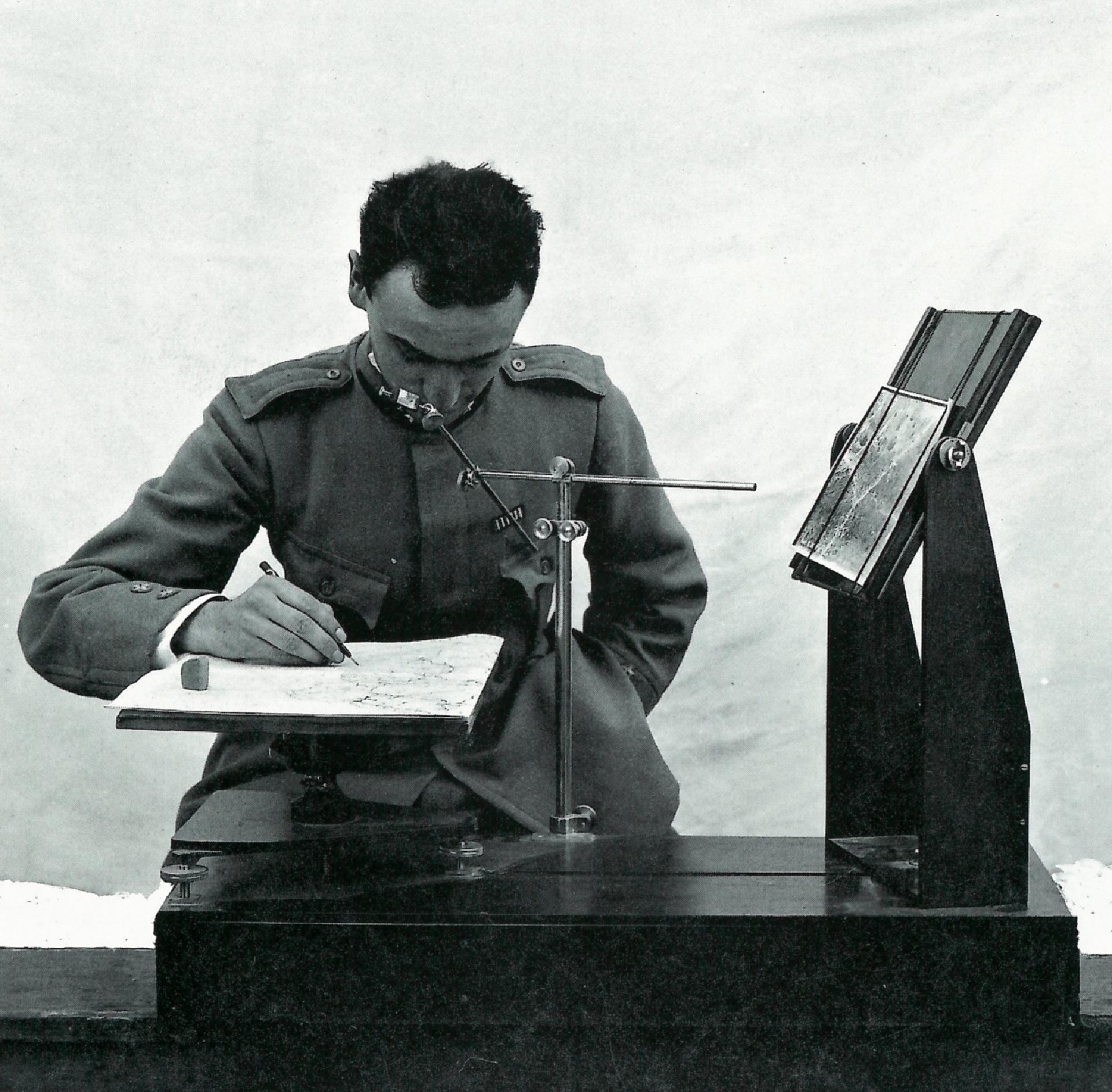 Elaborazione carta topografica da fotografia aerea, La macchina di sorveglianza: la ricognizione aerofotografica italiana e austriaca sul Trentino, 1915-1918. - MUSE - Museo delle Scienze di Trento