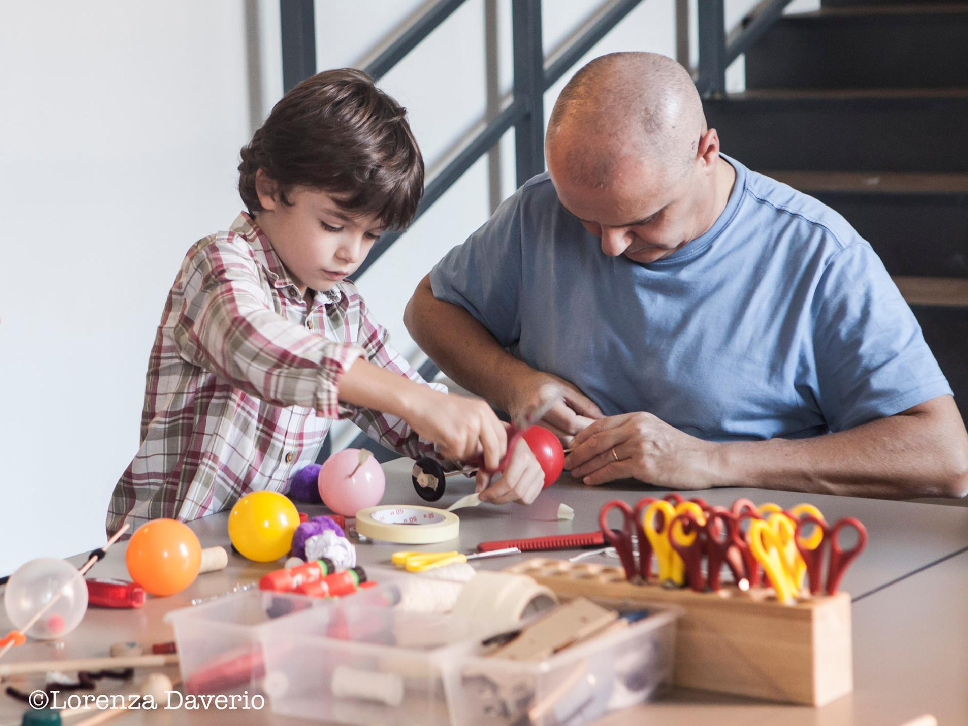Laboratory activities - CC BY-SA 2010 | Museo Nazionale della Scienza e della Tecnologia Leonardo da Vinci